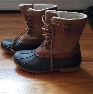 JBU Duck Boots
